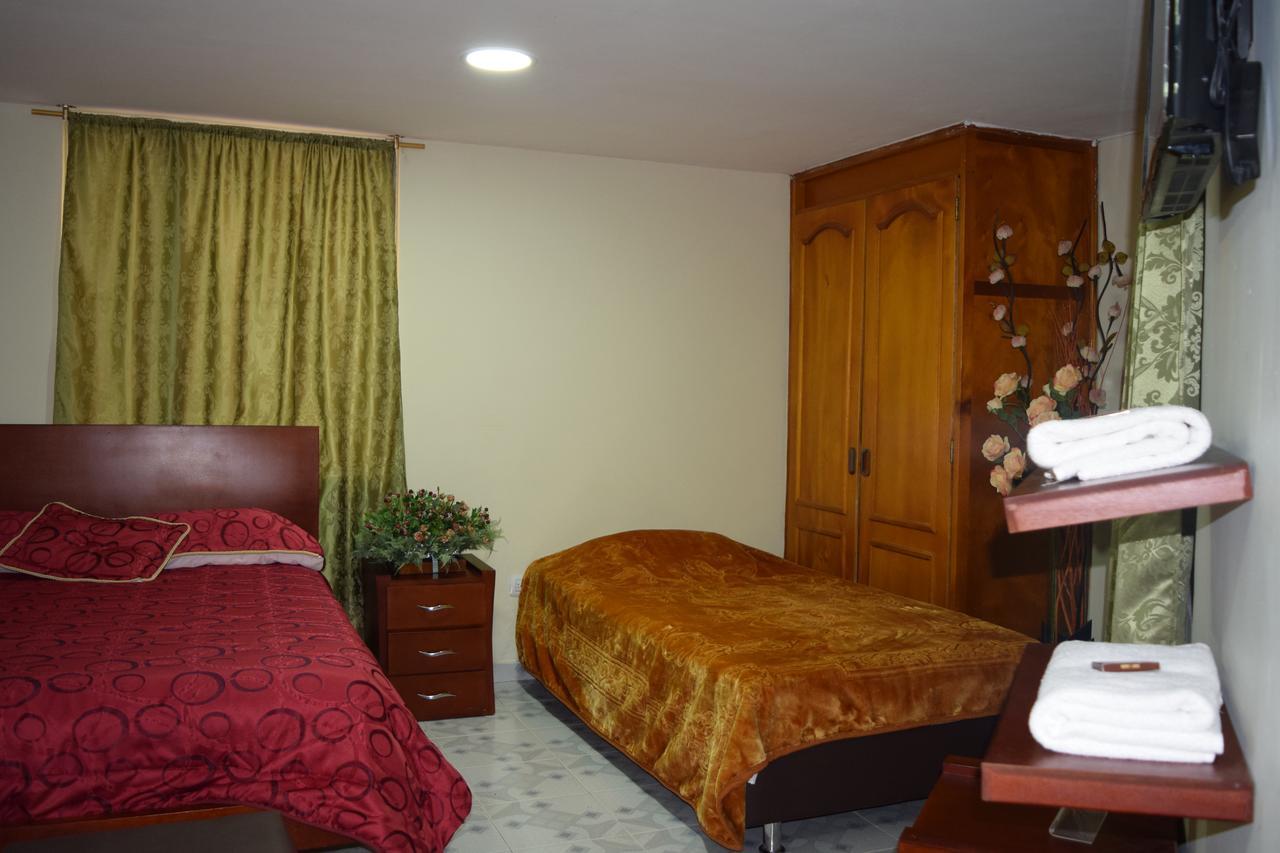 Hotel Reina Isabella 이피알레스 외부 사진